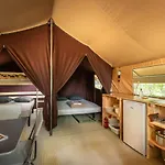 Huttopia Champagny En Vanoise * La Plagne