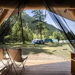 Huttopia Champagny En Vanoise Parque de Campismo La Plagne