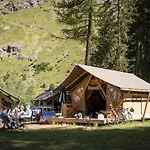 Huttopia Champagny En Vanoise * La Plagne