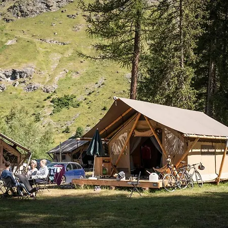 Huttopia Champagny En Vanoise * لا بلاني